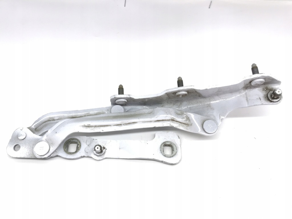 фото №4, Tesla 3 lift петля багажника правый