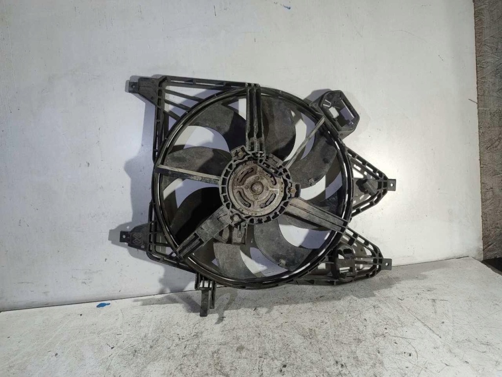 Купити Вентилятор радіатора kangoo 2 1 5 dci 8200319942