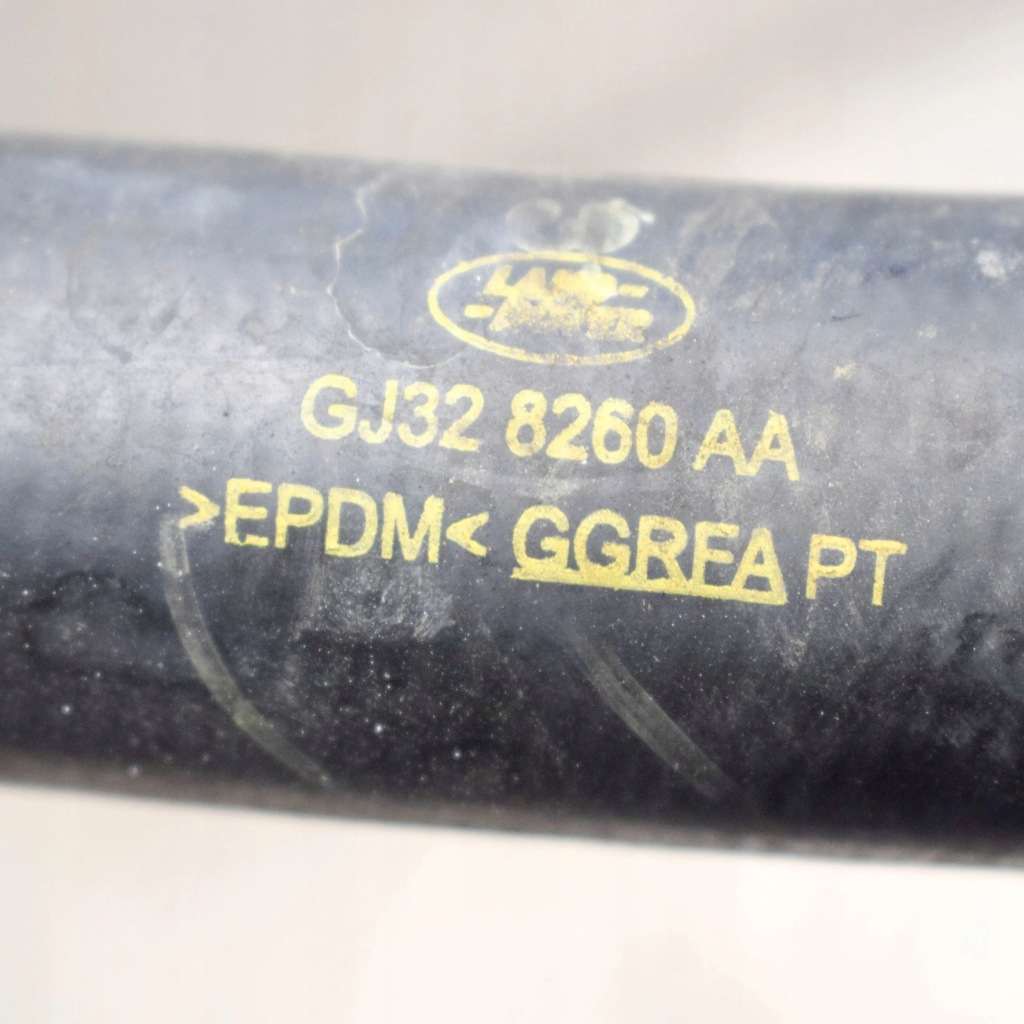 Jaguar e-pace 2019 шланг / пабтрубок  радиатора Недорого