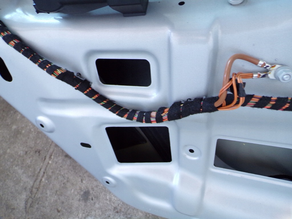 фото №8, Кришка багажника задня задня + скло mercedes w251 r klasa lak 775