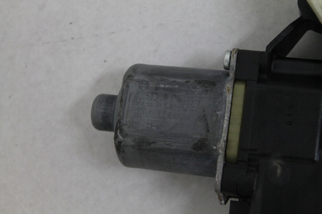 фото №11, Volkswagen vw polo v 6r hb 5d 2009r- підйомник скло лівий перед