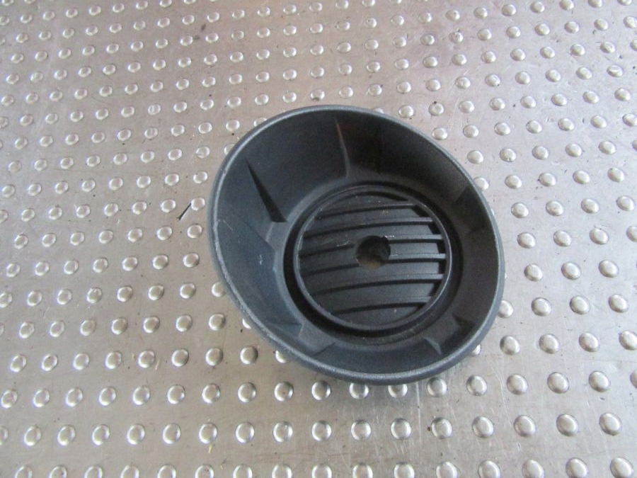 фото №1, Chevrolet camaro 2011 заглушка защита противотуманной фары левая