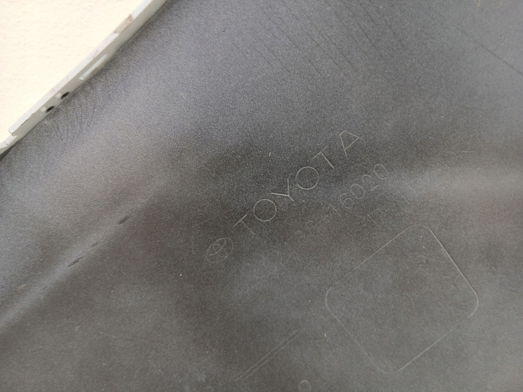 Toyota corolla cross 20- уголок бампера левая задний задний 52166-16020 Оригинал