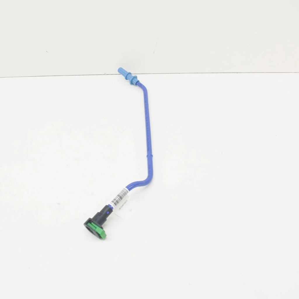 Bmw 1 f20 передний шланг топливный 16127244726 7244726 оригинальный с Разборки