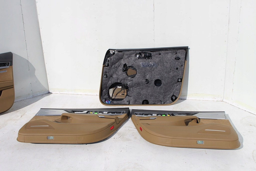 фото №7, Audi a8 long обшивка двері обшивки 4h d4 4h1867103 дверні оббивка 4h4 4h1