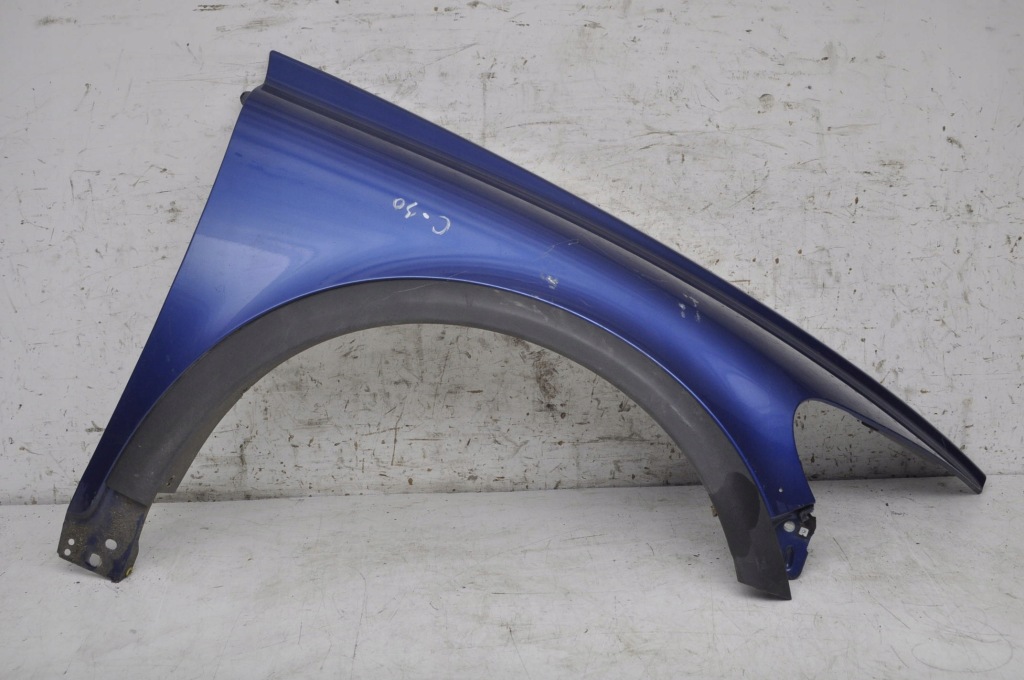 фото №1, Volvo c30 крила правий перед передній