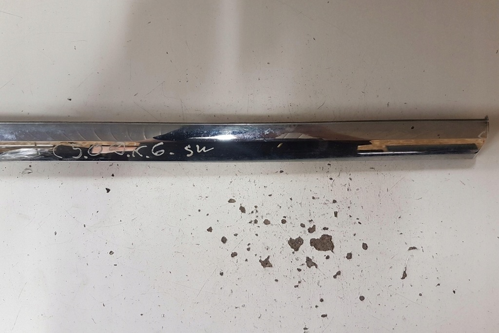 фото №7, Молдинг задних левых дверь citroën c5 ii break re_ 9681804680 2.2l