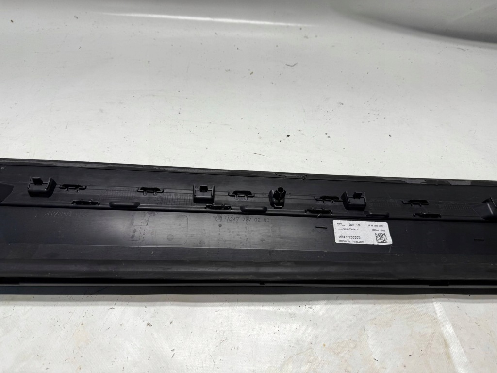 Mercedes gla w247 x247 молдинг двері ліва перед передня a2477279200 Ціна