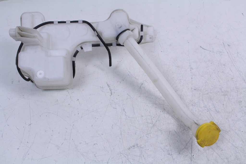 Купить Бачок омывателя renault clio v 289100307r a2c13736800