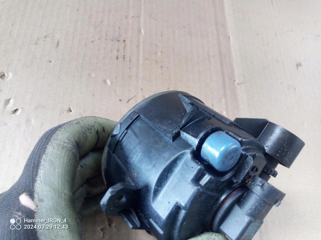 фото №3, Peugeot citroen противотуманная фара 9687410080