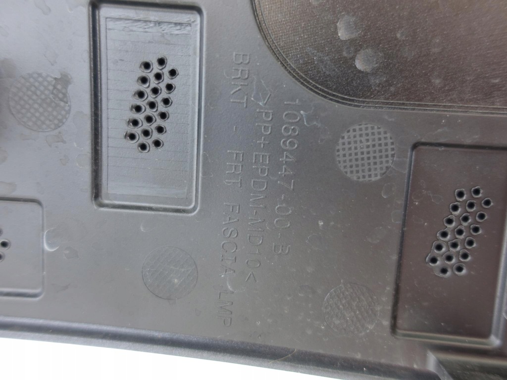 фото №11, Tesla iii 3 бампер перед 1084175-00-d