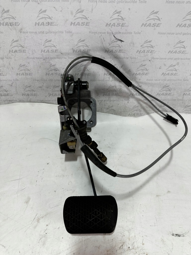 Купити Mercedes sl320 r129 3,2 педаль гальма a1292900519