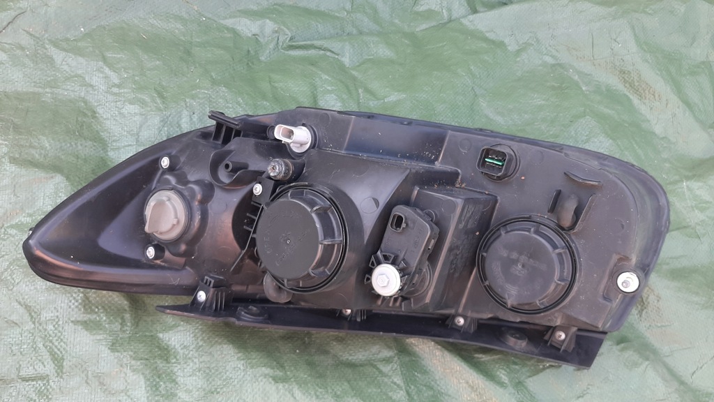 фото №12, Лампа правый перед hyundai santa fe ii 92102-2bxxx