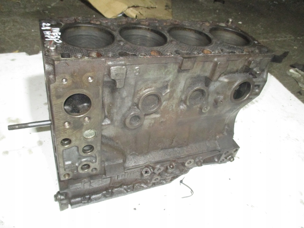 фото №4, Блок напівблок двигуна двигуна iveco daily 2.8 hpi 99-06 pń