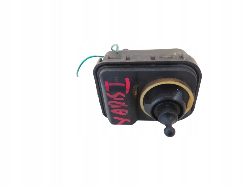 Купить Моторчик фары передней toyota yaris 1 1999-2005 год vnk