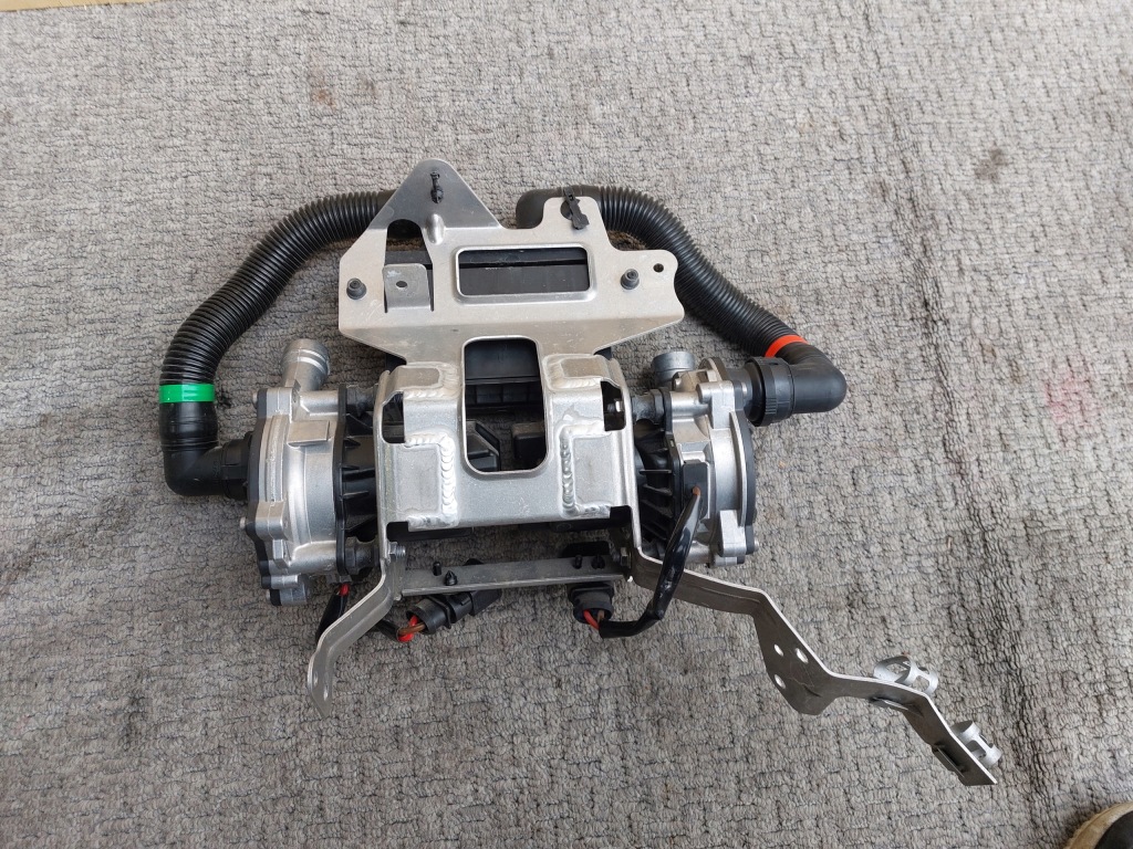 Насос воздуха вторичного bentley continental gt 6.0 w12 21r07p959231b Недорого