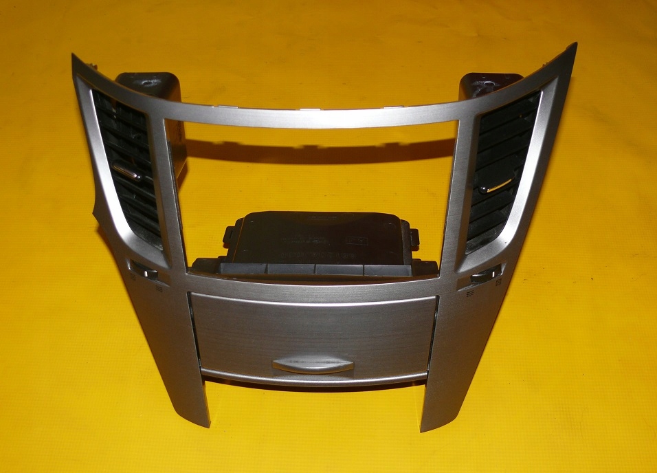 фото №1, Консоль середня рамка радіо subaru legacy v 5