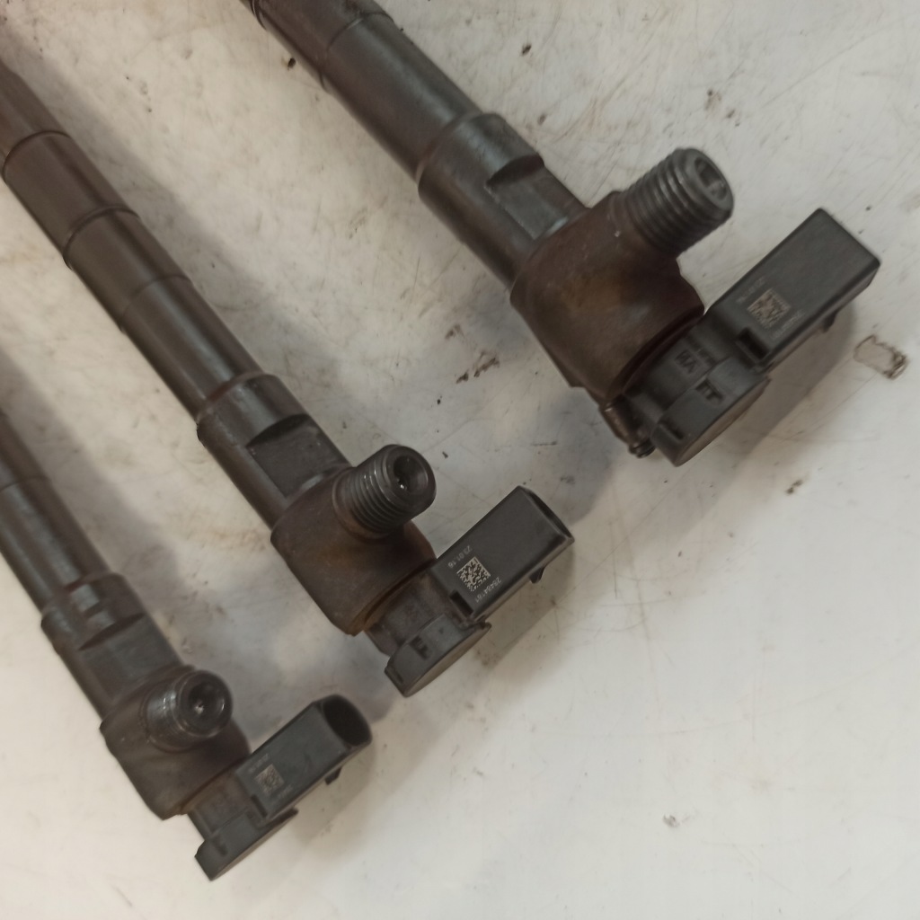 фото №9, Skoda fabia iii 1.4 b форсунка пального 04b130277j