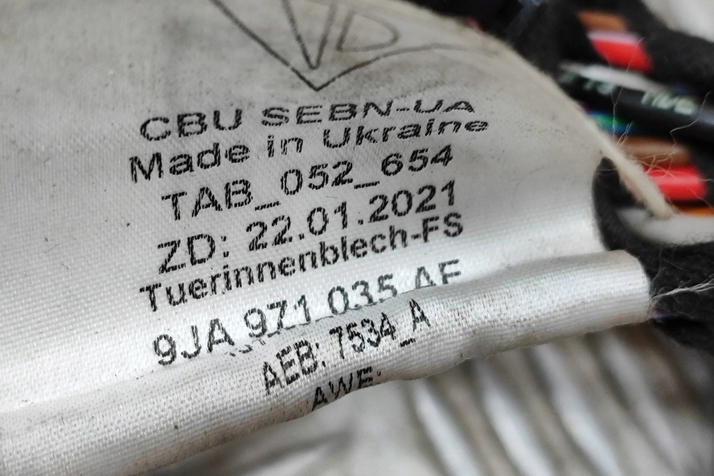 фото №7, Porsche taycan cross turismo передние правое дверь проводка 9ja971035ae 2