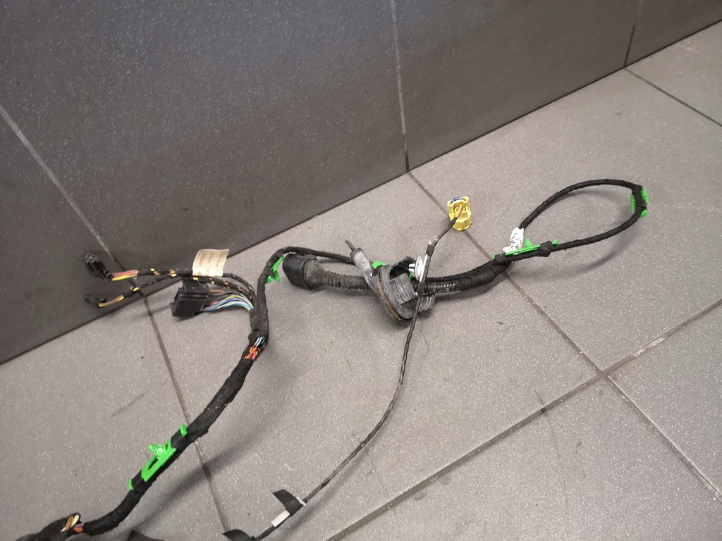 фото №5, Жгут дверь левая audi a6 c6 4f1971029af