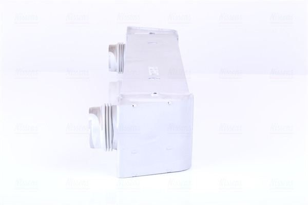 Nissens 96607 интеркулер bmw e60 02- 520d-530d Киев