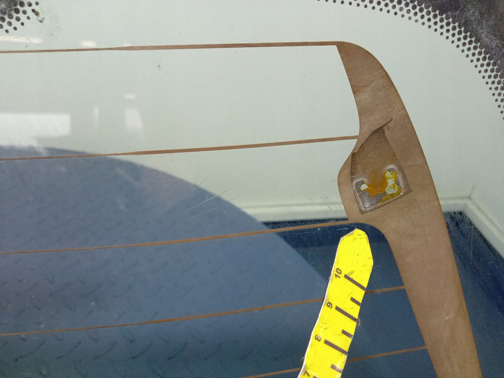 фото №9, Mazda tribute i ep 00-04 стекло задняя крышки задняя откидная