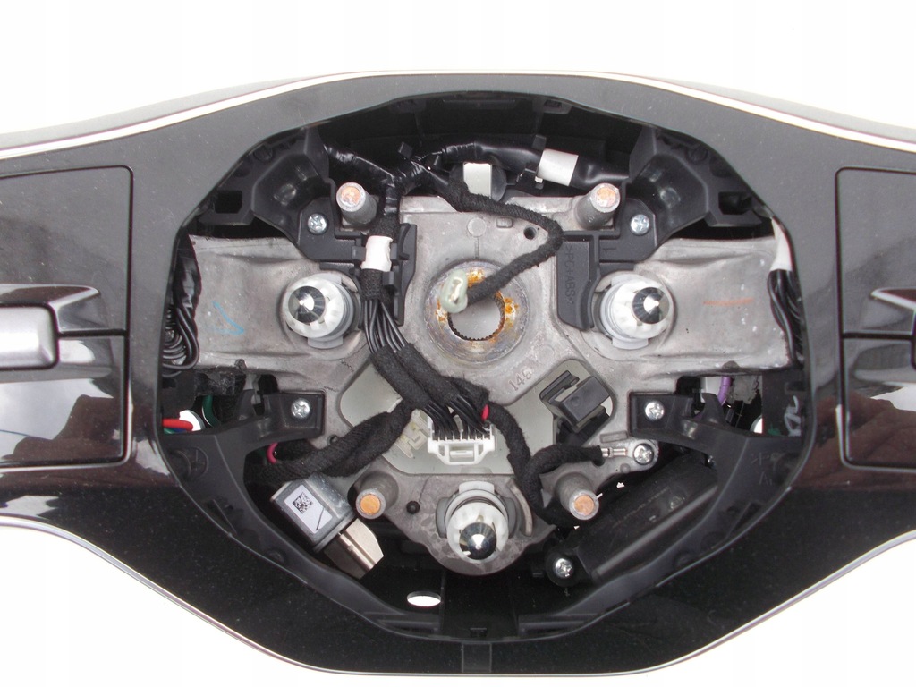 фото №9, Воздуховод автомобильная кожаный nissan ariya мультифункция