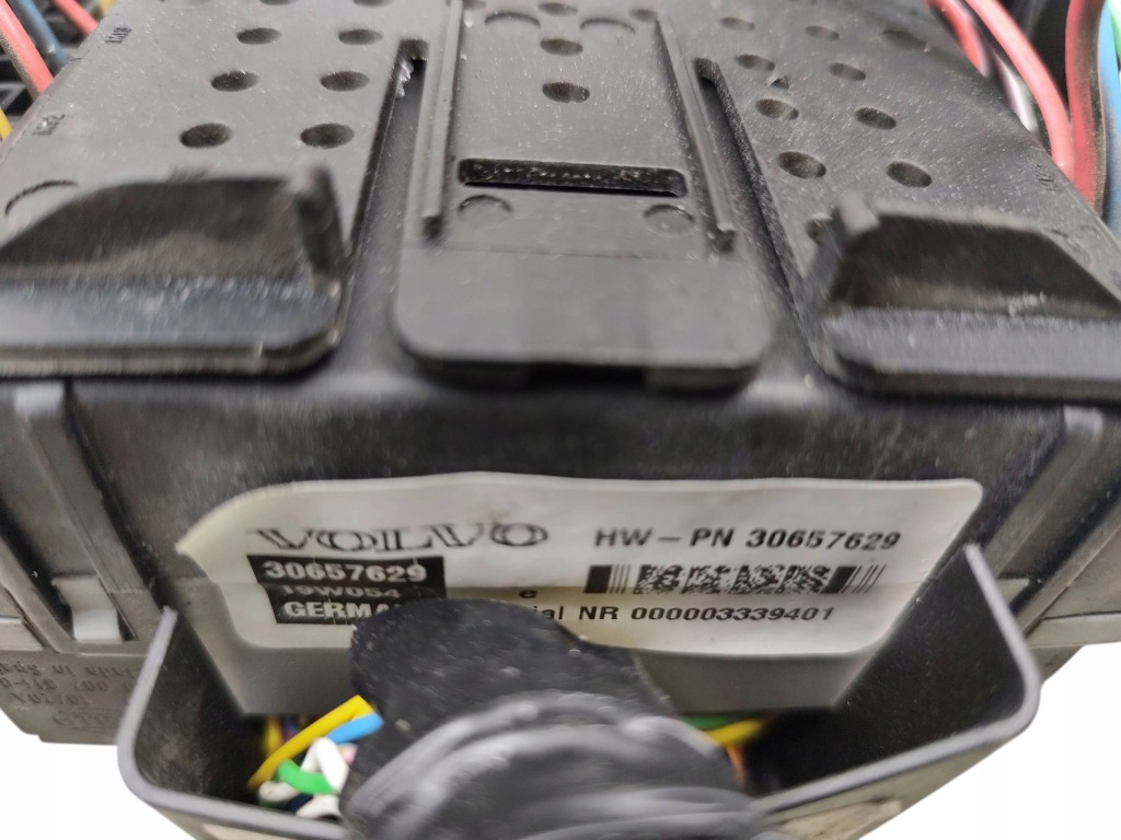 Купить Модуль cem volvo s60 1 30657629