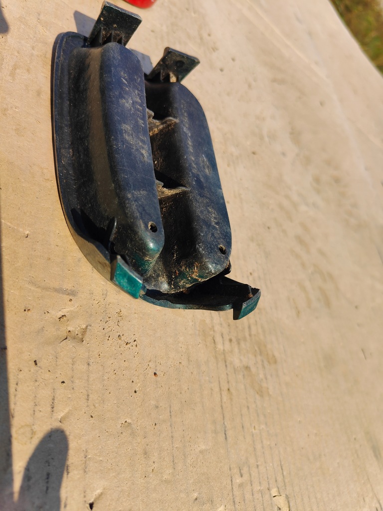 фото №9, Nissan almera tino решітка нижня бампера передній 622564m440