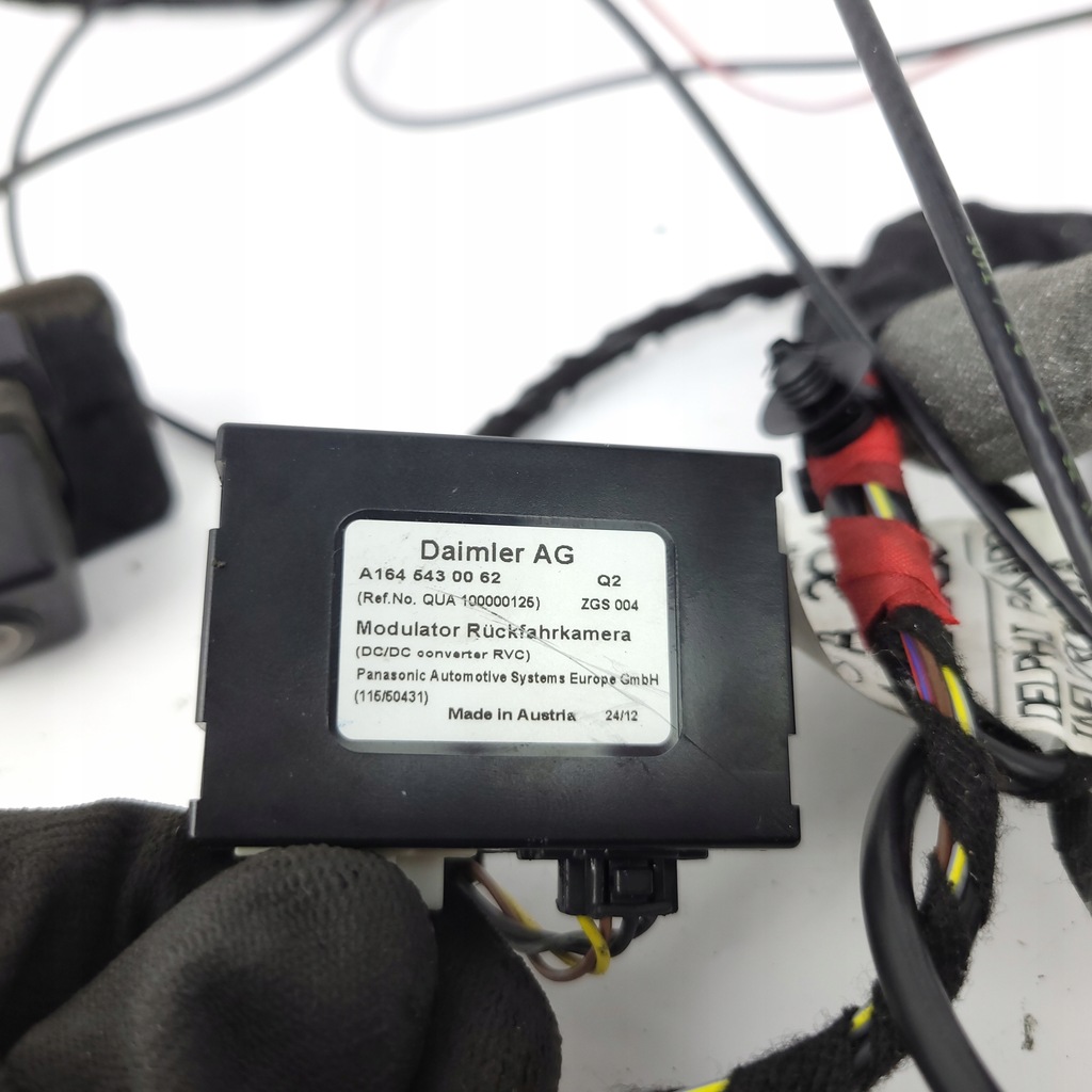 фото №7, Mercedes w204 камера заднього виду + модуль джгут комплект оригінал