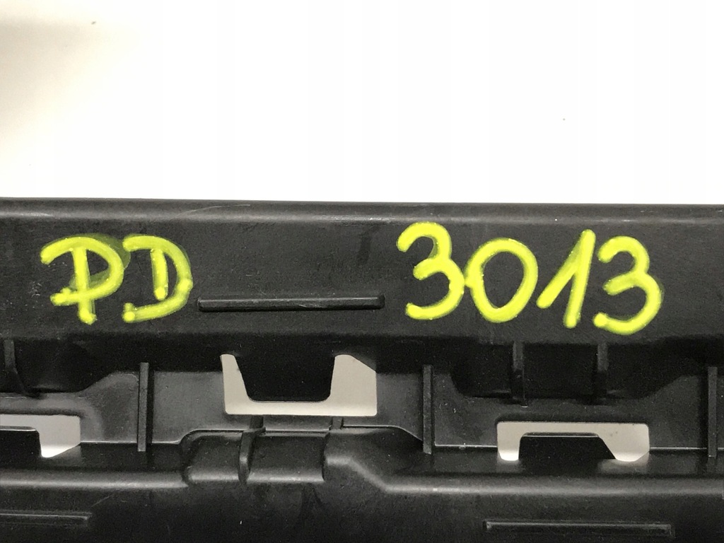 фото №13, Направляющая бампера задний левый tourneo connect 2013-