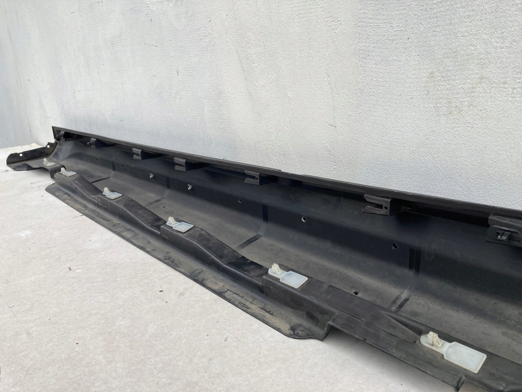 фото №8, Молдинг поріг volvo xc40 права 31290542