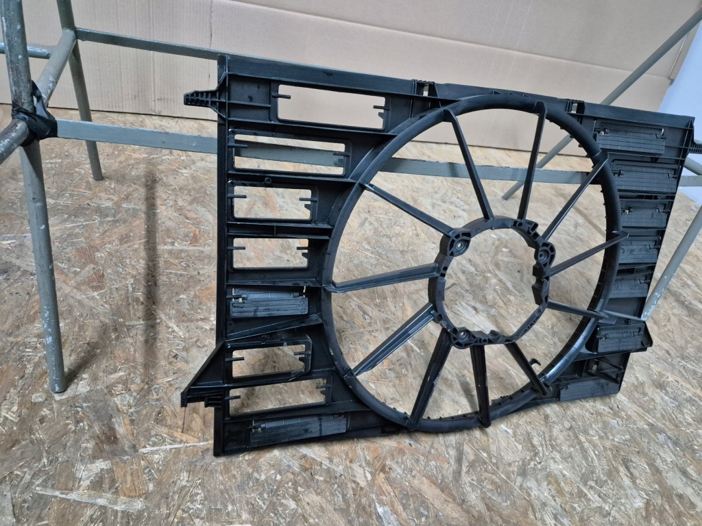 Audi a-4 a4 b9 8w корпус вентилятора радиатора с Разборки