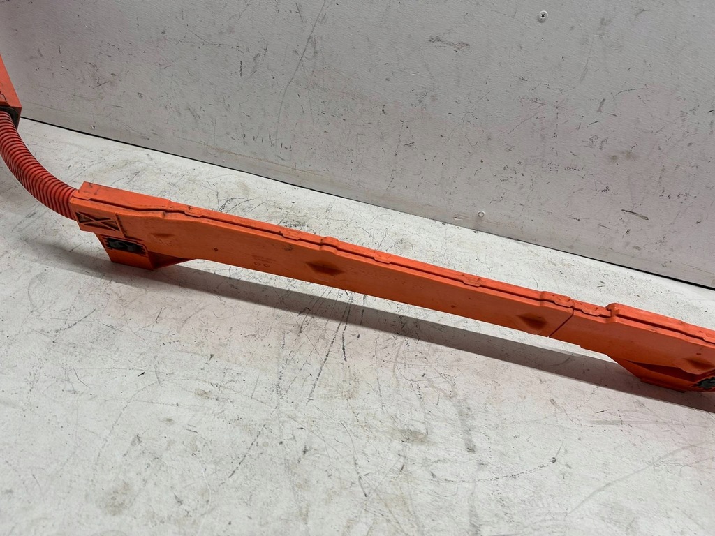 фото №9, Corolla e21 kombi 2.0h гібрид електропроводка джгут акумулятора інвертора