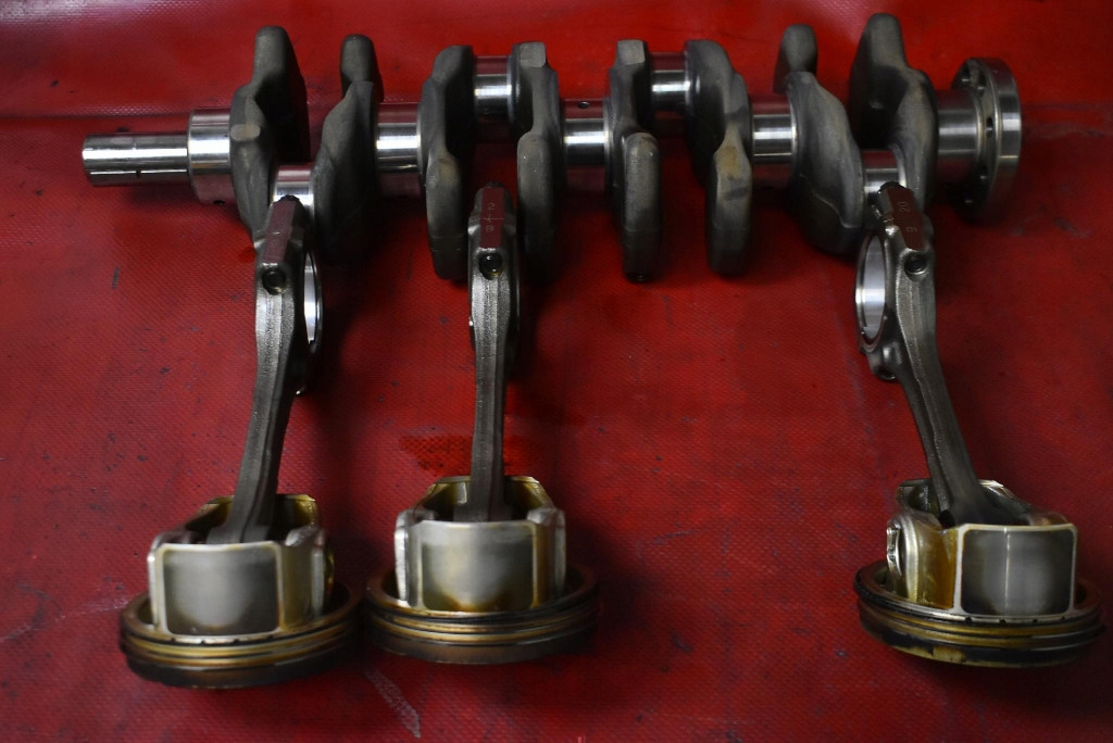 Wał вал коленчатый 2zr 2zr-fxe lexus ct200h 1 1 1.8 hybrid 136 km 10-14 Оригинал