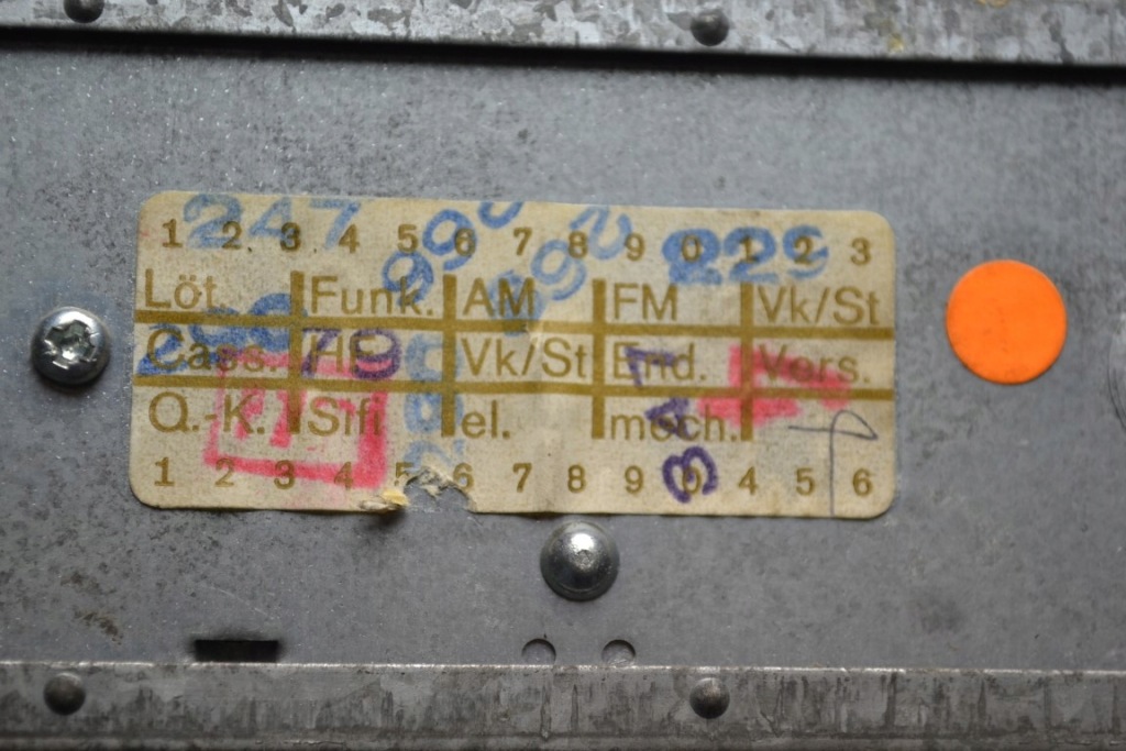 фото №9, Mercedes w126 радіопрогравач becker grand prix