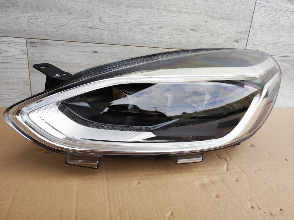 фото №1, Лампа перед передняя левая ford fiesta mk8 full led j1bb-13101-ad комплектная