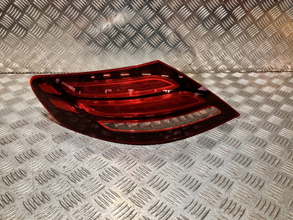 Купить Лампа левый задний  задняя mercedes slk slc r172 2015- lift