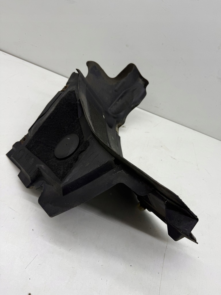 фото №11, Audi a6 s6 c7 подкрылок спойлер правый перед накладка оригинал popękane!