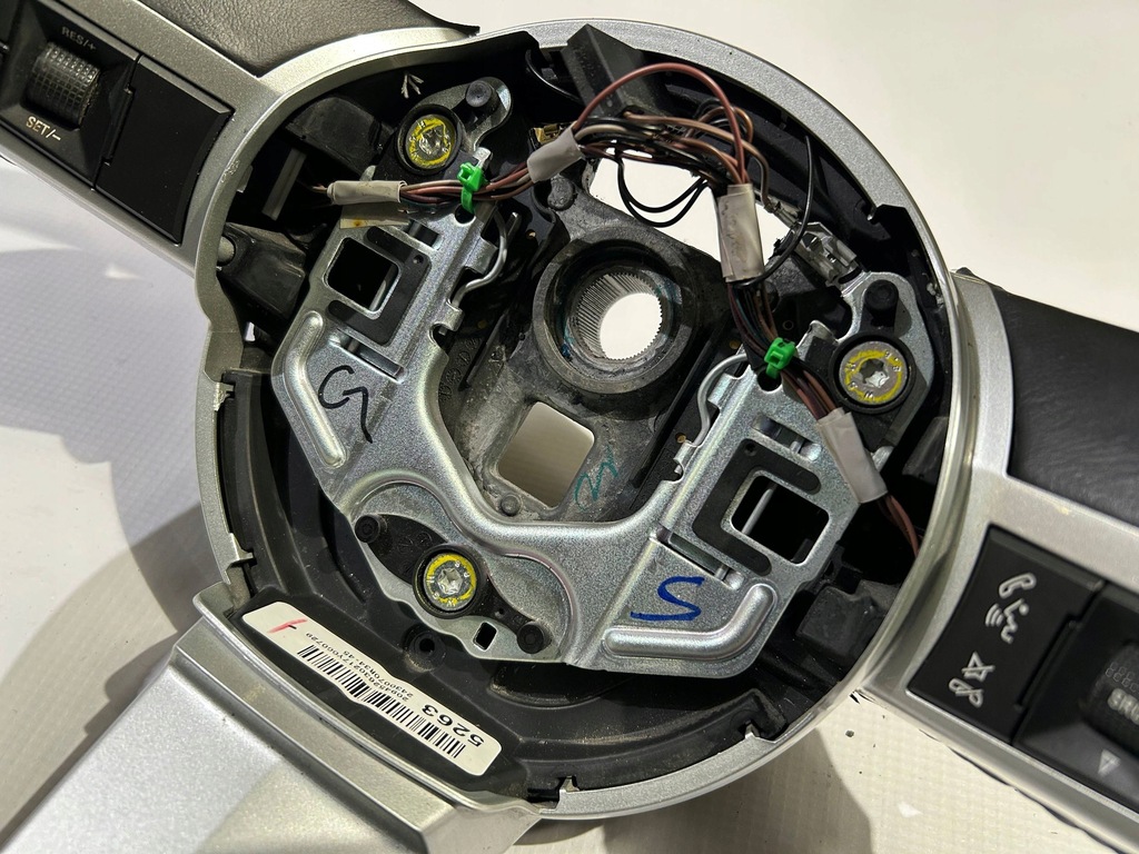 фото №16, Повітропровід шкіряний шкіра пелюстки перемикання chevrolet camaro 6.2 ss 2009r-