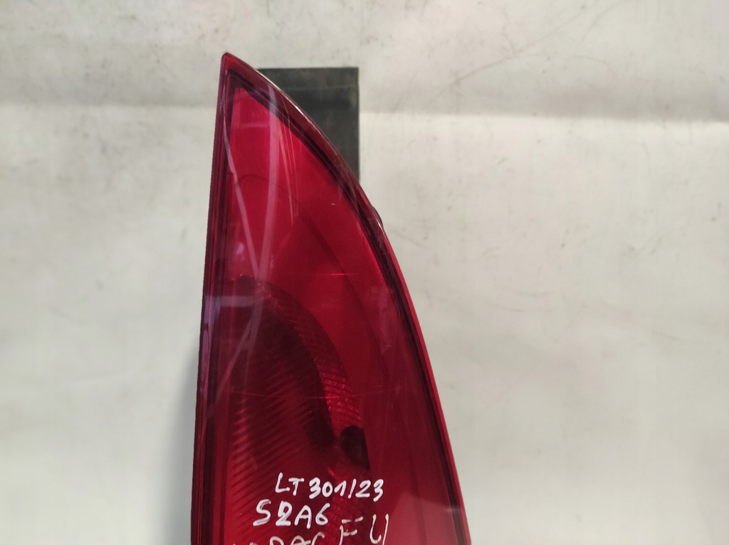 фото №4, Лампа задня ліва лівий задня renault espace iv 4