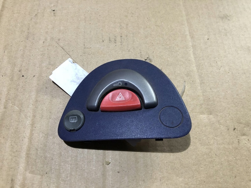 фото №1, Переключатель света аварийных smart fortwo