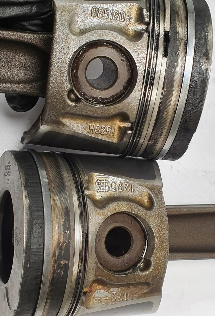 фото №7, Поршень + шатун volvo v50 s40 c30 2.0 d4 d4204t