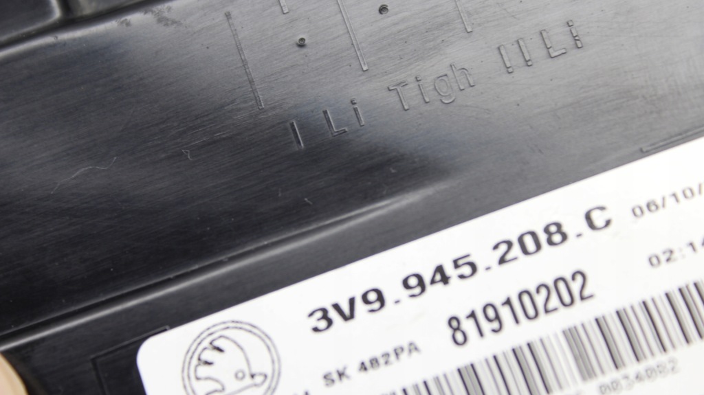 Skoda superb 3 3 универсал рестайлинг  - фара задняя правая + левая + камера led 2018+ Недорого