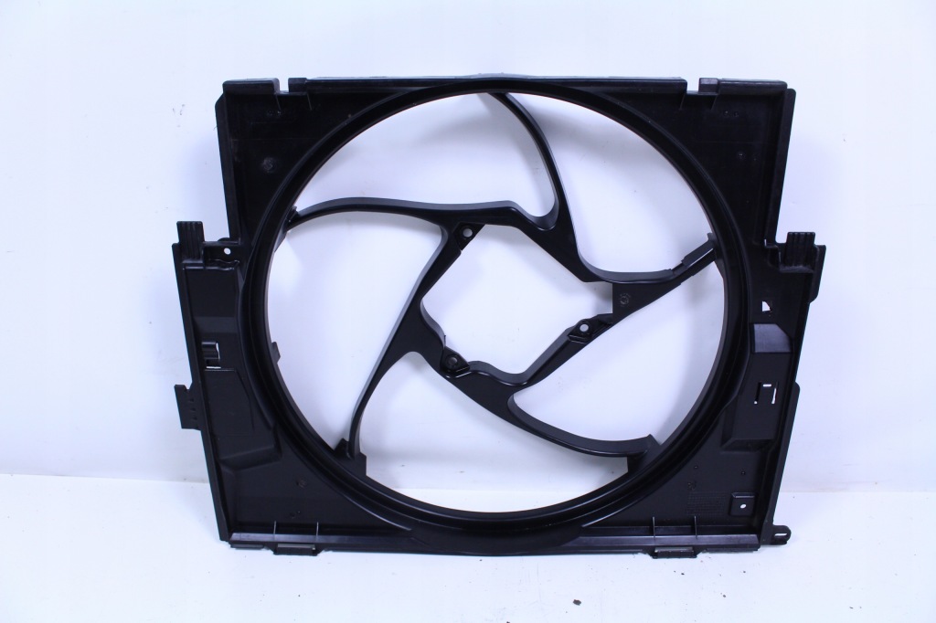 Купити Корпус вентилятора bmw f20