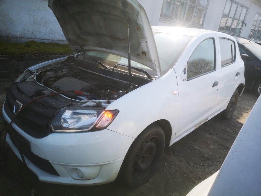 Dacia sandero стартер 2013 1.2l lrt00143 Недорого