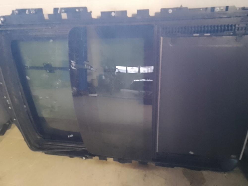 фото №1, Bmw f11 люк панорама