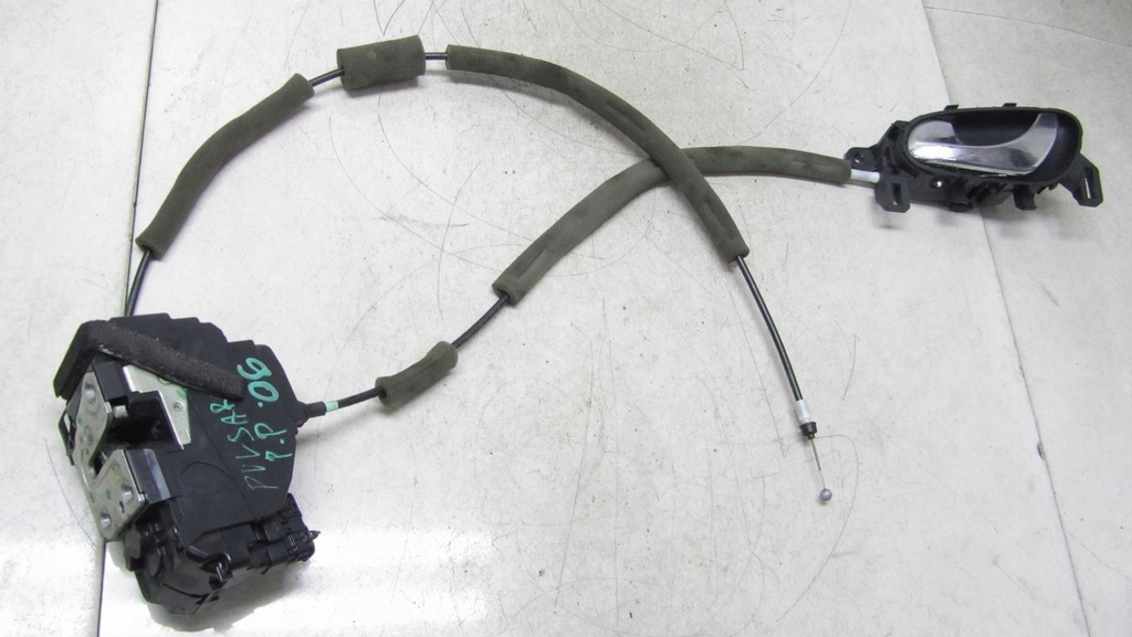 фото №1, Nissan pulsar замок дверь левый перед 14-18