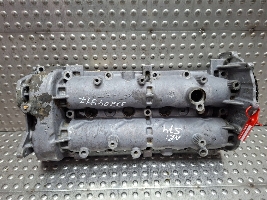фото №1, Крышка клапанов валы 55204917 fiat panda ii 1.3 jtd 2003-