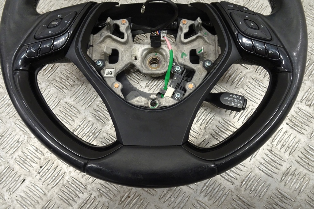 фото №5, Toyota c-hr повітропровід шкіряний шкіра мультифункція 16-